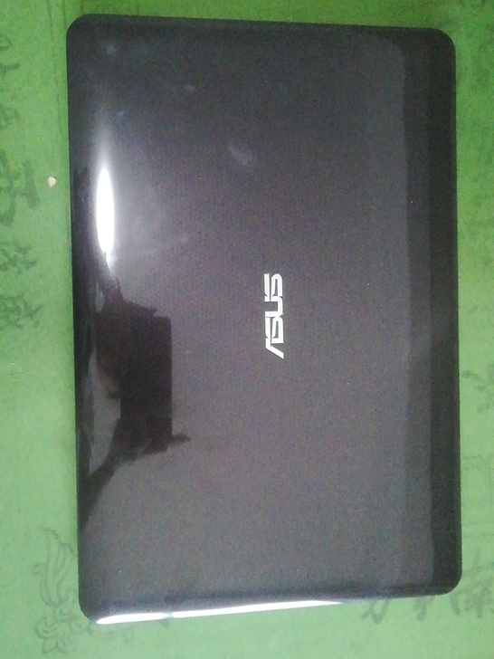 华硕笔记本电脑