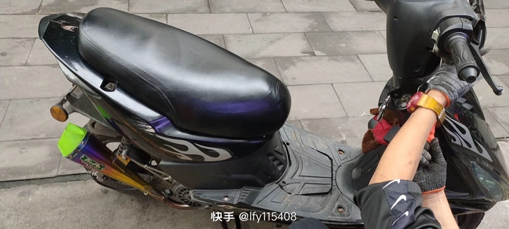 换越野车了，所以卖鬼火，不砍价