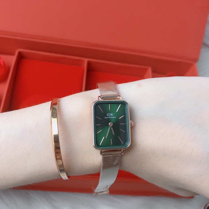 DW手表女小方表时装表新品时尚复古钢带简约...