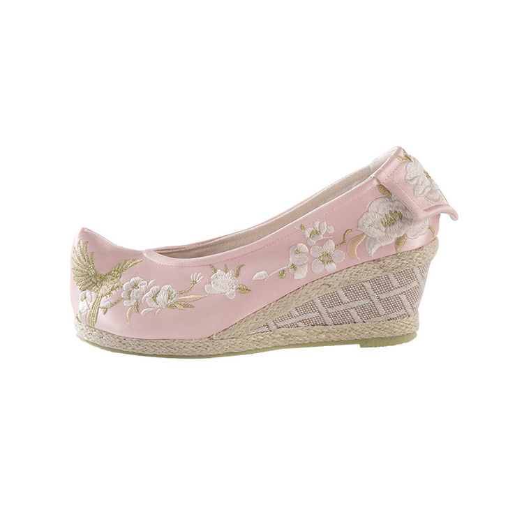 【十三余 小豆蔻儿】[铜雀]平底坡跟弓鞋汉...