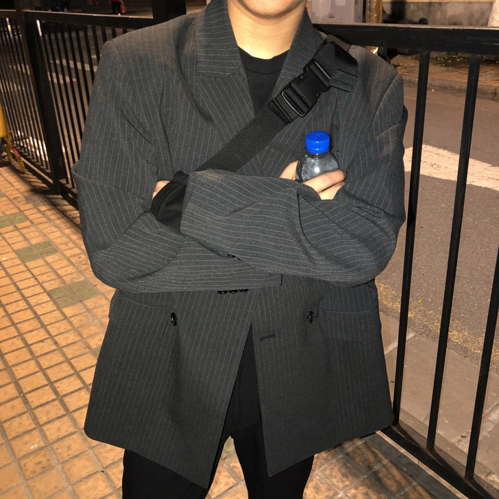 Holo春季宽松休闲条纹西装外套韩版潮流o...