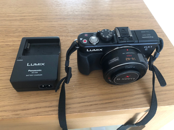 松下GX1X相机，一手自用，繁体菜单，有盒...