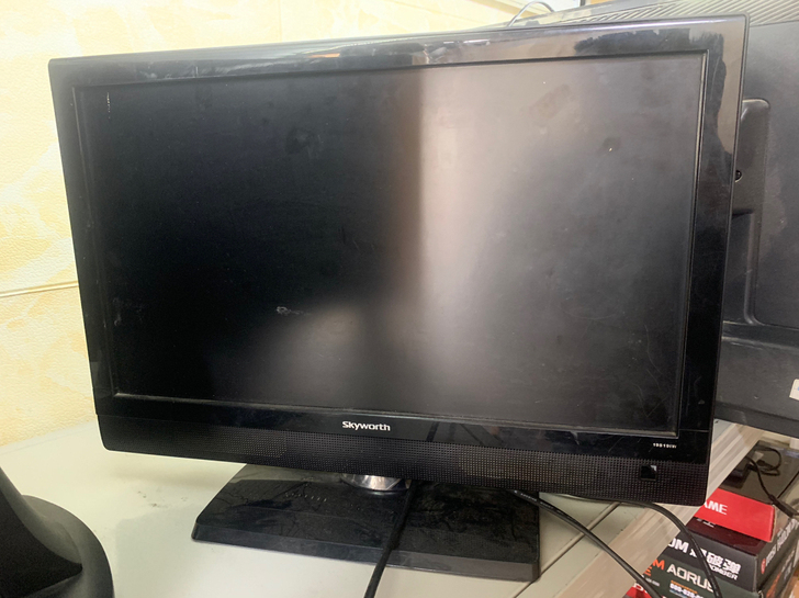 19寸液晶电视 创维