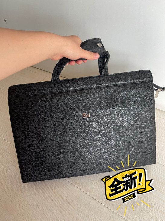 全新男士公文包单肩斜挎手拿包