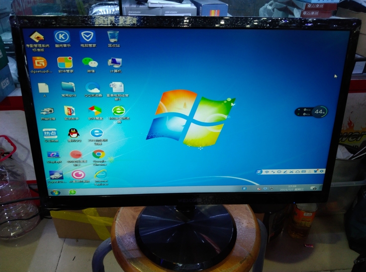 刚收回来一批长城显示器22寸 成色9.5新...