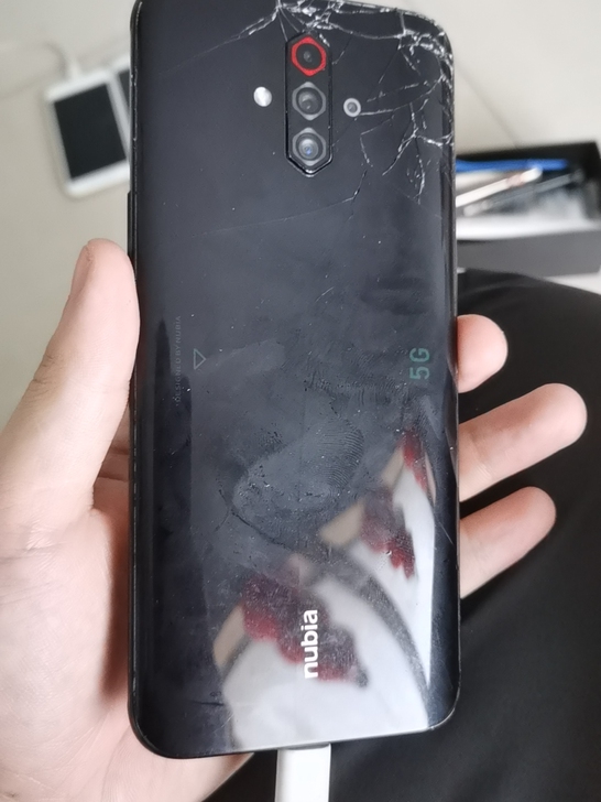 努比亚红魔手机