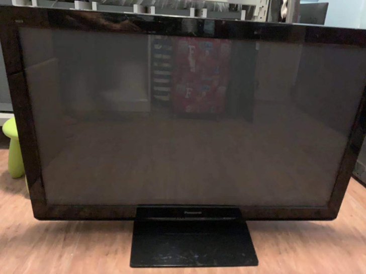 松下等离子电视机46，有遥控器.朝阳自提
