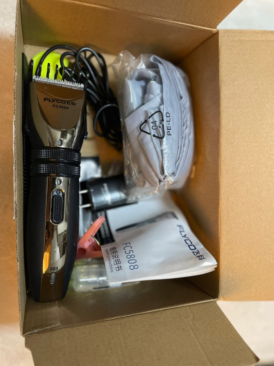 飞科电动充电式理发器，型号：FC5808，...