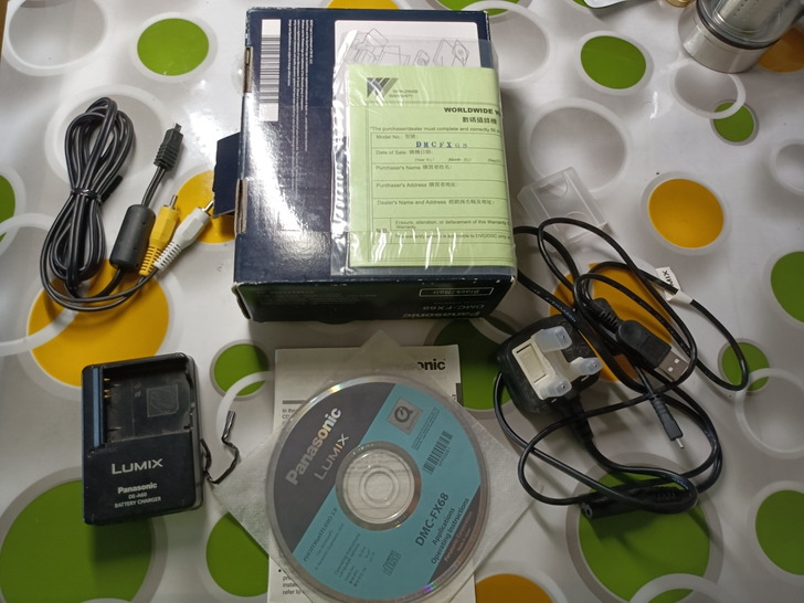 松下DMC-FX68数码相机，香港买的，9...