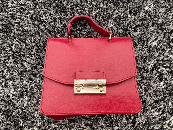 Furla女斜背包小包红色真皮牛皮手提包手拿