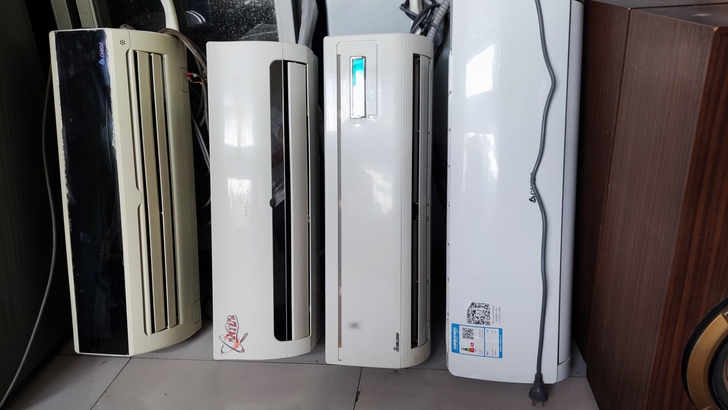 二手空调出售，可安装带质保