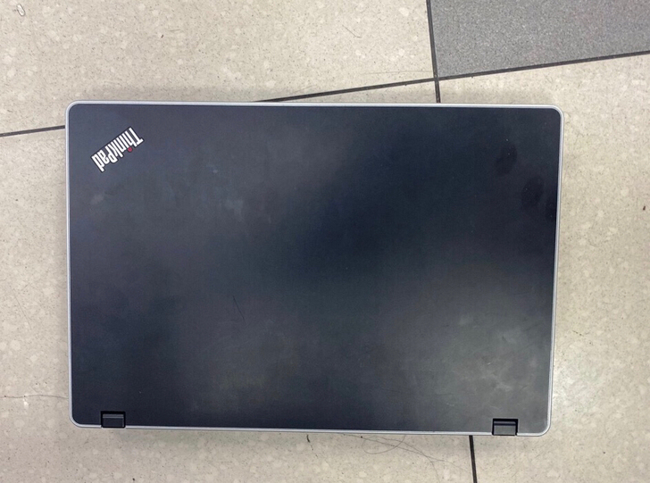 联想E40笔记本。i3处理器。笔记本成色非...