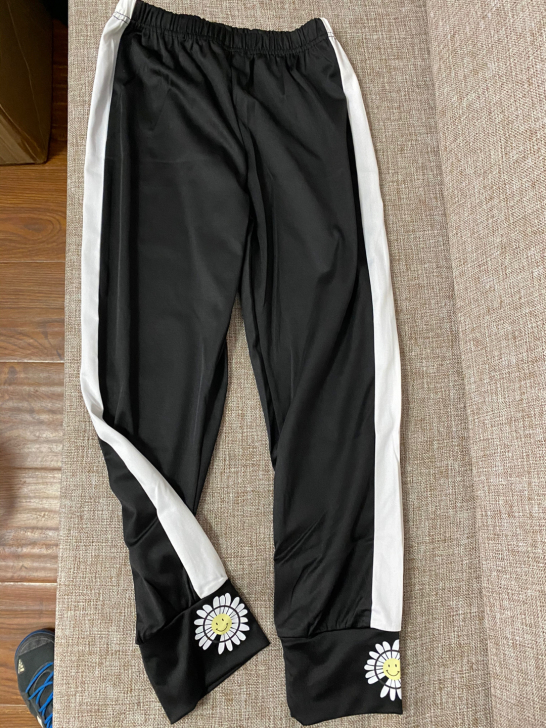 全新女裤一条，阳光活泼、做工不错L码，手感...