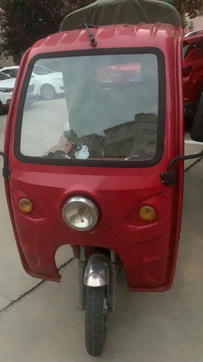 金彭110摩托三轮车，实表2392公里，半...