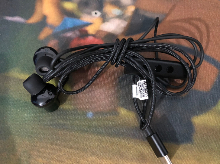 小米type-c降噪耳机，有9新以上，有9...