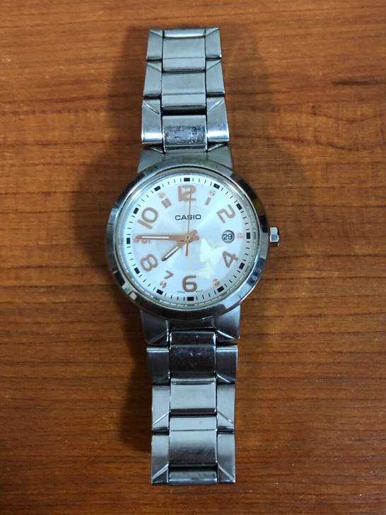 卡西欧女士手表，8成新，功能正常，需自换电...