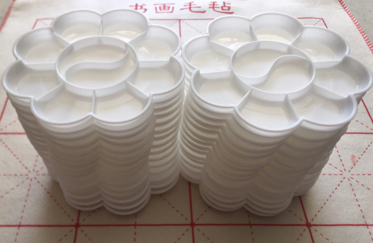 全新 批发梅花形颜料调色盘学生美术用水粉水...