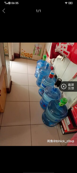 因小区安装直饮水，现出售大桶装水桶，卖的还...