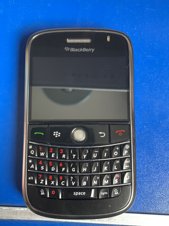 黑莓9000，功能正常，真皮后壳，支持3g...