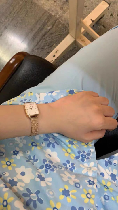 全新dw小方表 全新未拆分 有防伪标可查真...