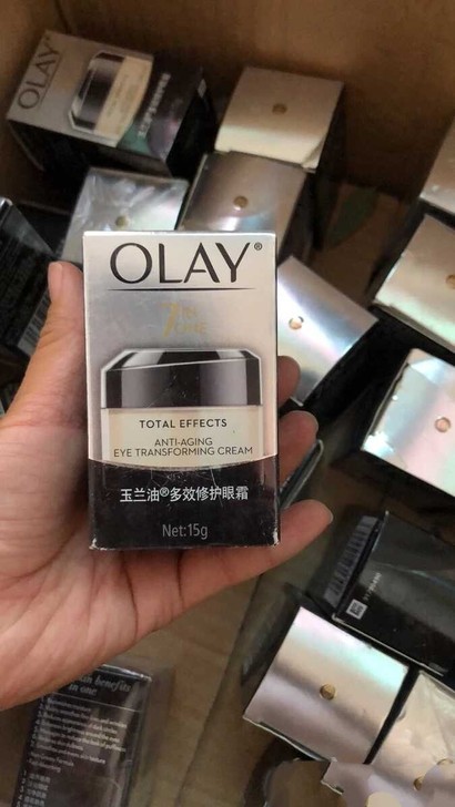 玉兰油多效修复眼霜 盒子瑕疵，无塑封！ 日...