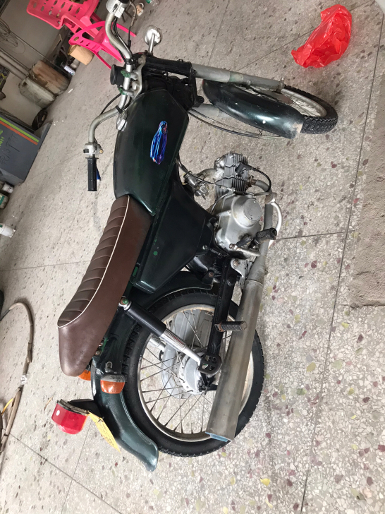 复古嘉陵摩托车90CC