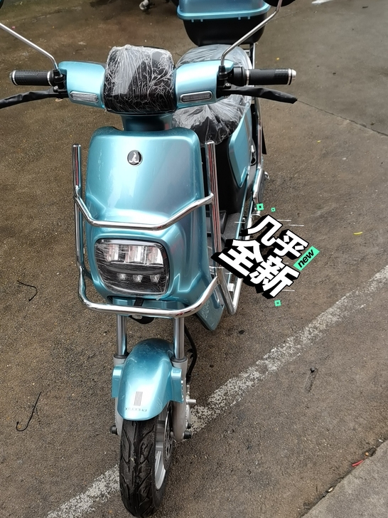 凤凰电动车转卖，刚买没有多久，上完牌照以后...