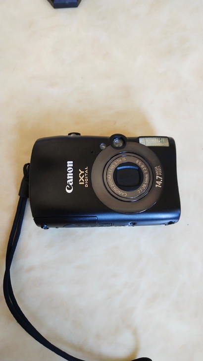 佳能ixus980数码相机,外观成色很好功...