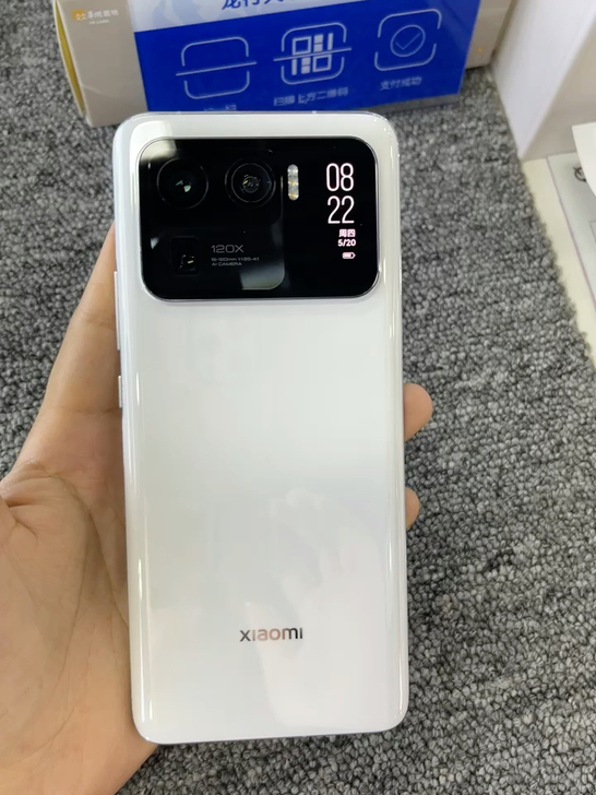 小米11ultra，8加256g，外观几乎...
