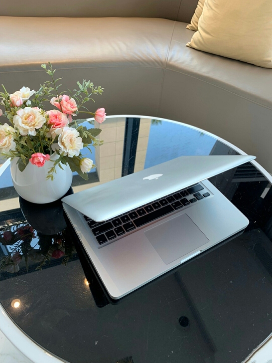 个人闲置笔记本电脑。