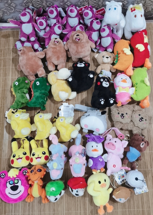 全新 各种公仔挂件，匙子扣7块钱一个，满百...