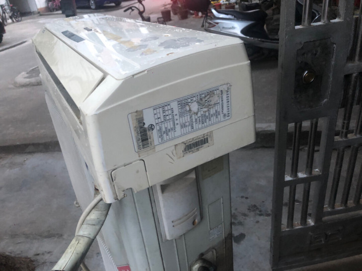 搬公司拆迁格力空调一批，，制冷效果好。冷暖...