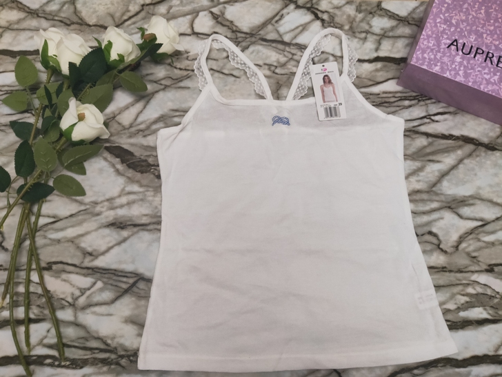 都市丽人吊带背心165码全新，价钱在图片上...