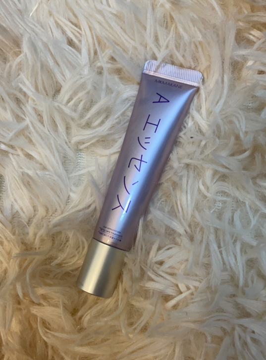 百柰子眼霜60  全新拆了包装，没用过