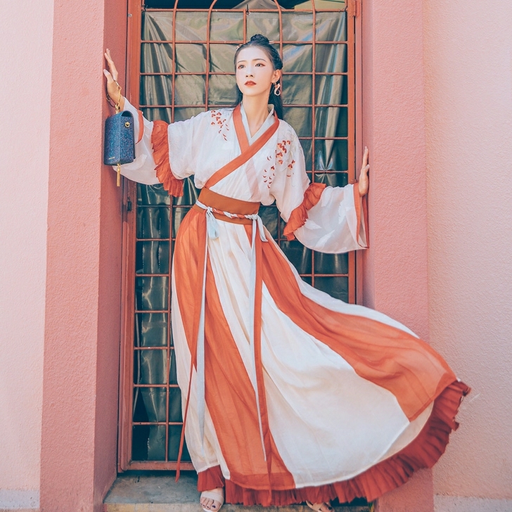 汉尚华莲酒笙歌原创改良汉服女绣花齐腰交领襦...