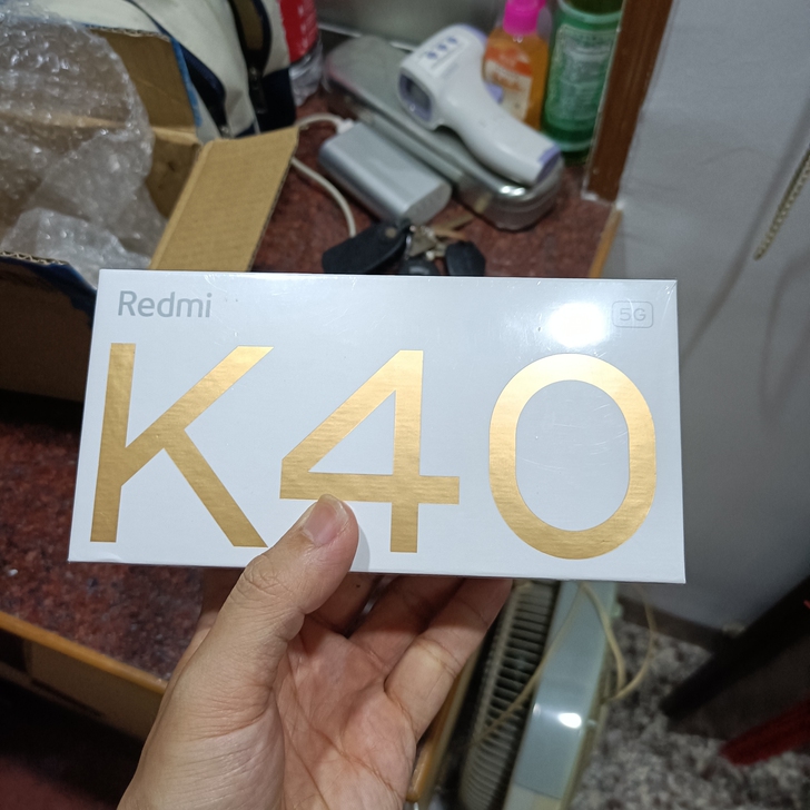全新未拆封红米K40，8+256G，默羽。...