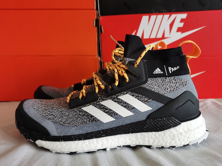 阿迪adidas防水 跑步户外运动训练鞋