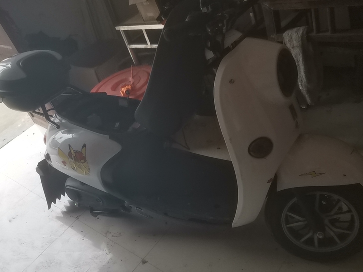 不到一年的小刀电动车