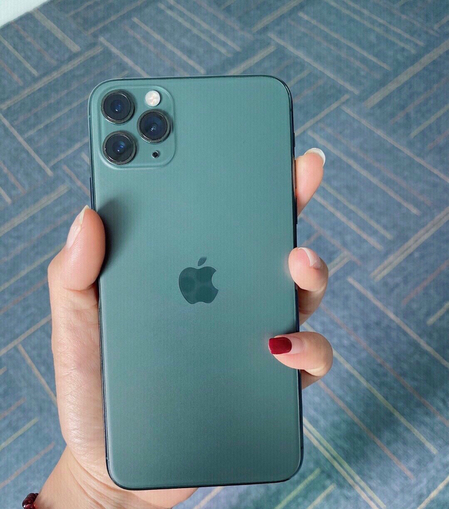 自用苹果11pro 256g 暗夜绿色