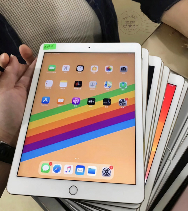 公司倒闭闲置一批苹果ipad平板电脑Air...