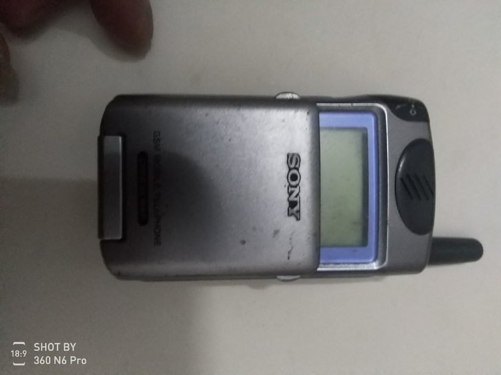 索尼z18手机，索尼z18手机，索尼z18...