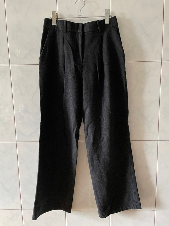 theory 阔腿裤，羊绒材质，长度为长裤...