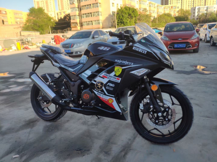 全新200cc特价100台，限我处报摩托车...