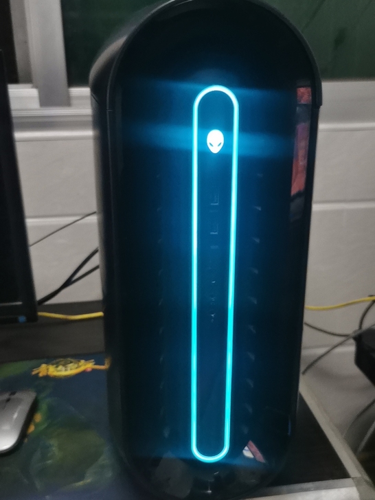 外星人r9台式 无独显