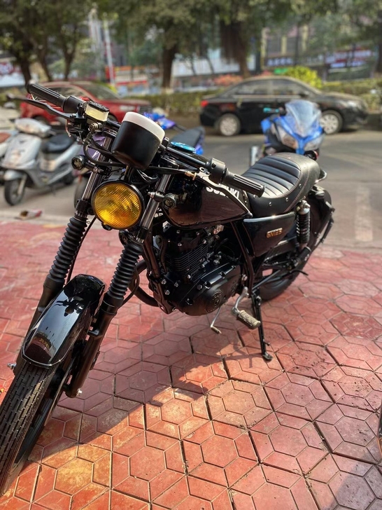 铃木小复古二手摩托车精品车，本田，铃木，雅...