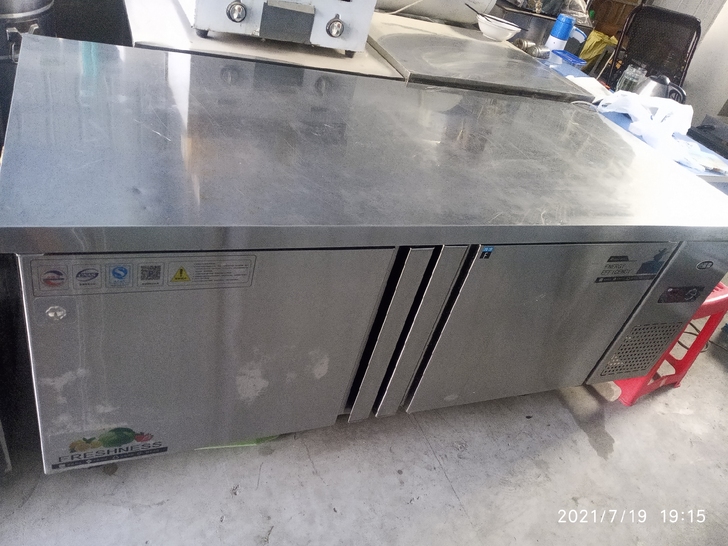 九成新平冷柜（180*80*80），浙江铭...