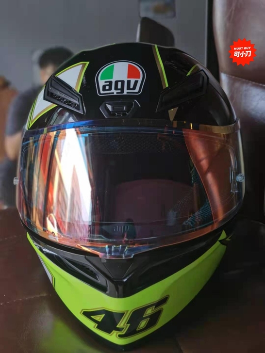 正品AGV歌德黑,L,轻微使用痕迹可小刀