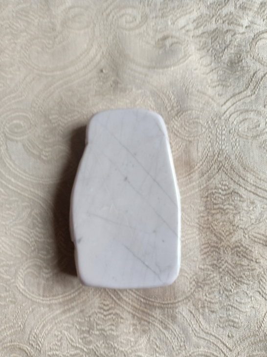 品名】：白端（本店所有端砚售出时将重新上蜡）