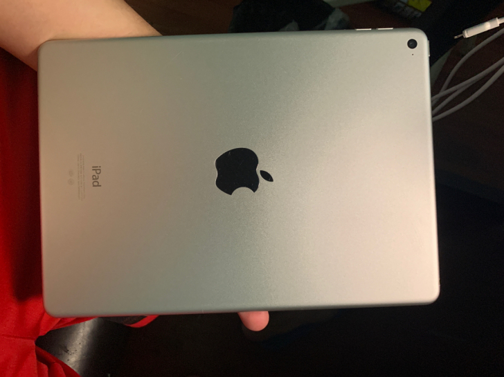 太新了iPad Air2代银色64g国行,...