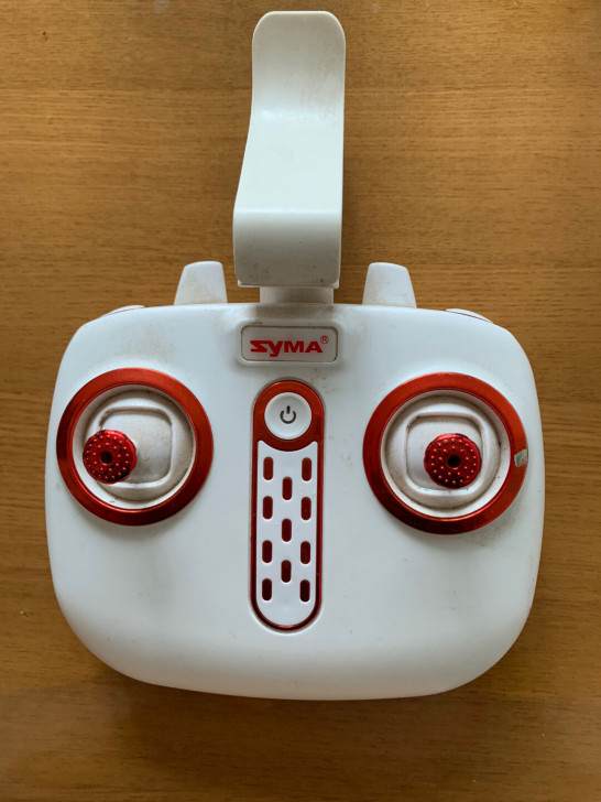 SyMa司马遥控器，不知好坏，配件出，挺新...